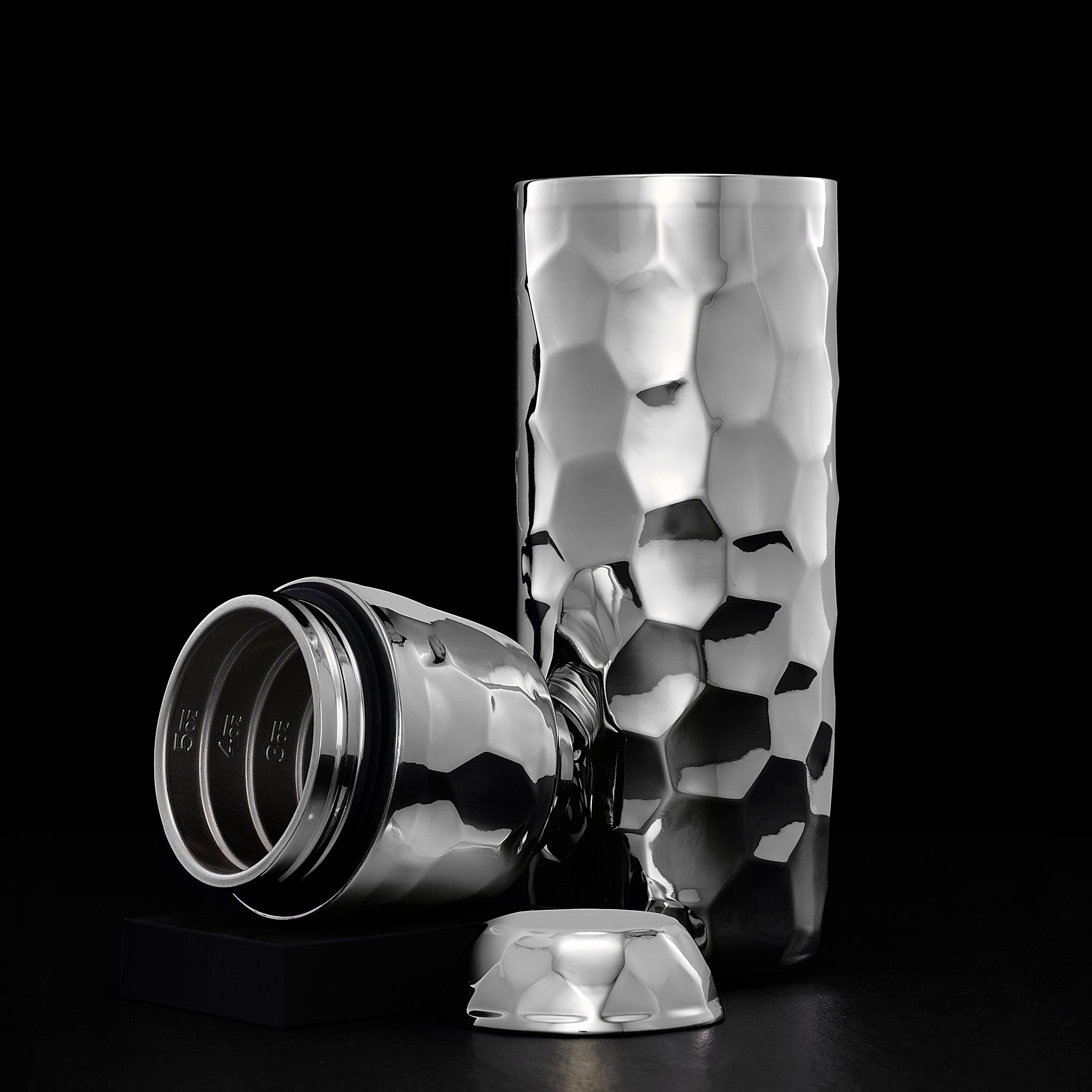 Cocktail Shaker, 25 oz (Chrome) - Image 2