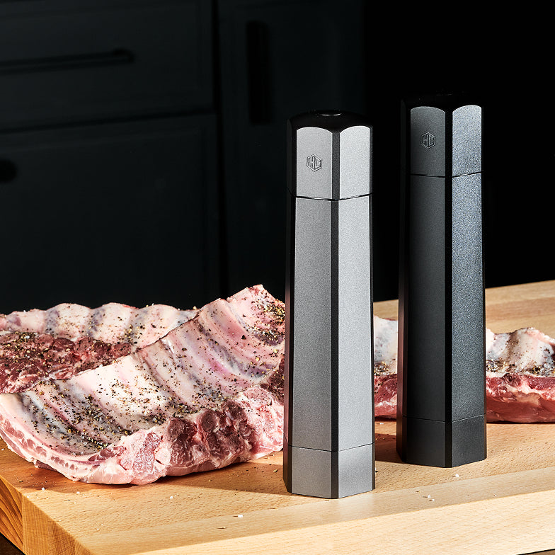 HexMill Salt and Pepper Grinder Set - Image 3